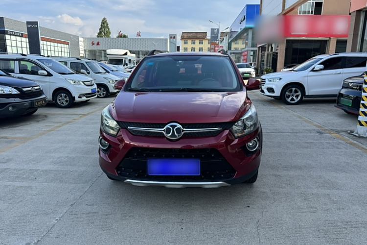 Used BAIC Senova X25 2015 1.5L Manual Elite Edition Exterior 1