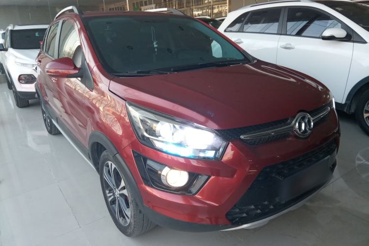 Used BAIC Senova X25 2015 1.5L Manual Elite Edition Exterior 2