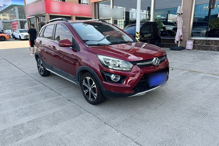 Used BAIC Senova X25 2015 1.5L Manual Elite Edition Exterior 2