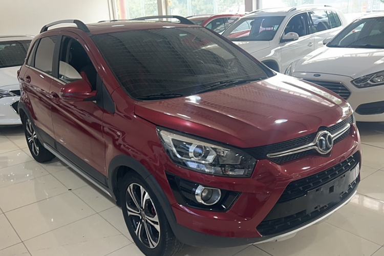Used BAIC Senova X25 2015 1.5L Automatic Elite Model Exterior 2