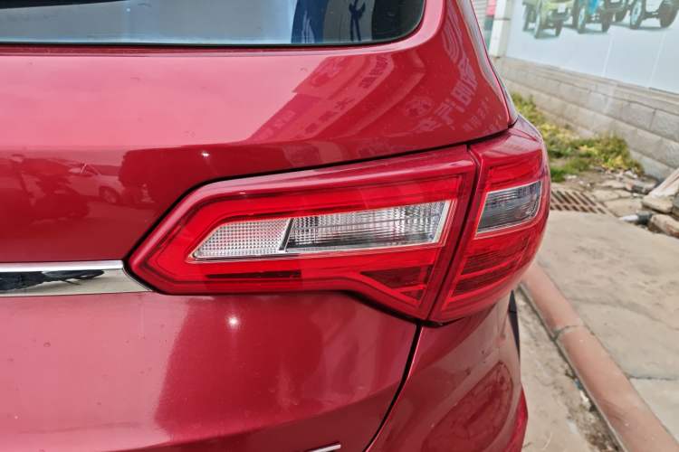 Used BAIC Senova X25 2015 1.5L Manual Elite Edition Exterior 3