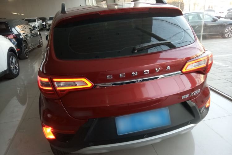 Used BAIC Senova X25 2015 1.5L Manual Elite Edition Exterior 4