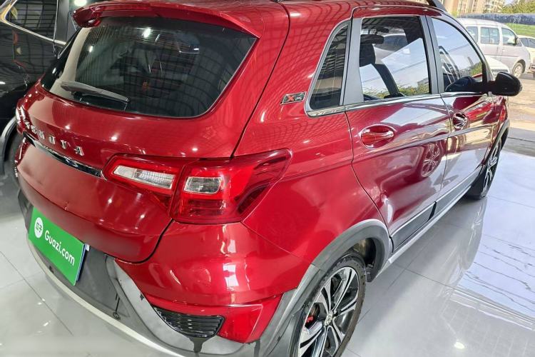 Used BAIC Senova X25 2015 1.5L Manual Elite Edition Exterior 5