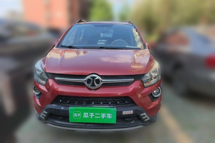Used BAIC Senova X25 2015 1.5L manual Comfort trim level Front
