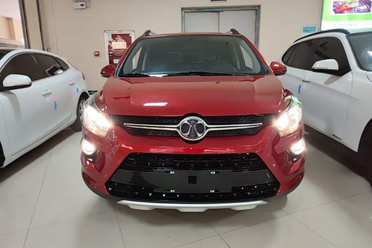 Used BAIC Senova X25 2015 1.5L Manual Elite Edition Front