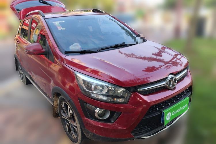 Used BAIC Senova X25 2015 1.5L Automatic Elite Model Front Right 45 Deg