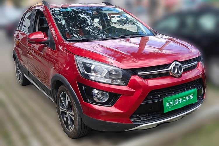 Used BAIC Senova X25 2015 1.5L Manual Elite Edition Front Right 45 Deg
