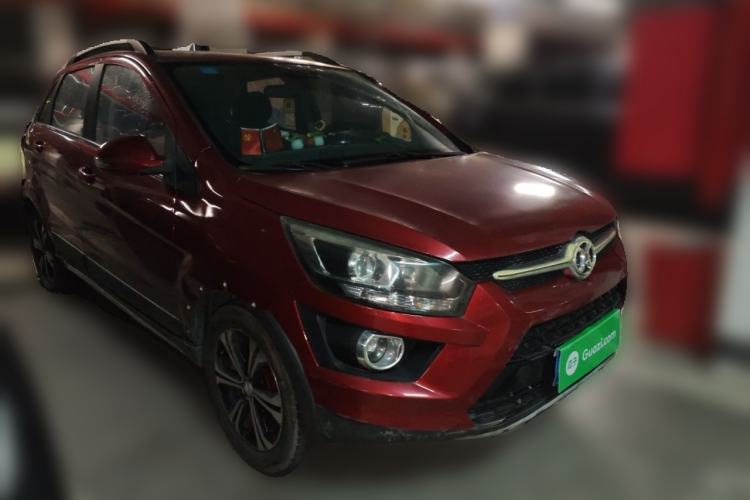 Used BAIC Senova X25 2015 1.5L Automatic Elite Model Front Right 45 Deg