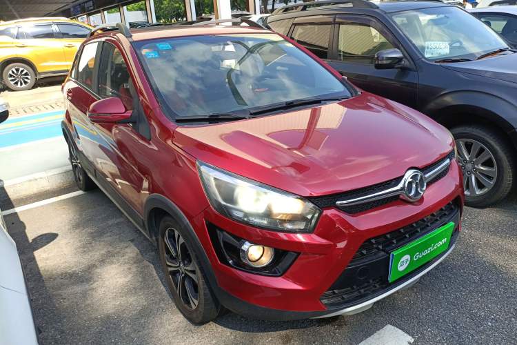 Used BAIC Senova X25 2015 1.5L Automatic Elite Model Front Right 45 Deg