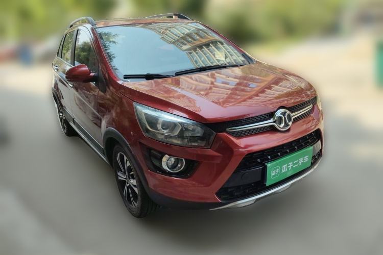 Used BAIC Senova X25 2015 1.5L Manual Elite Edition Front Right 45 Deg