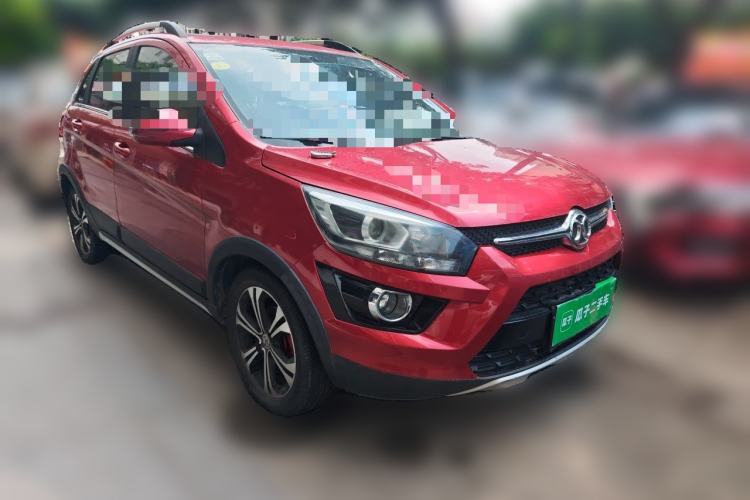 Used BAIC Senova X25 2015 1.5L Manual Elite Edition Front Right 45 Deg