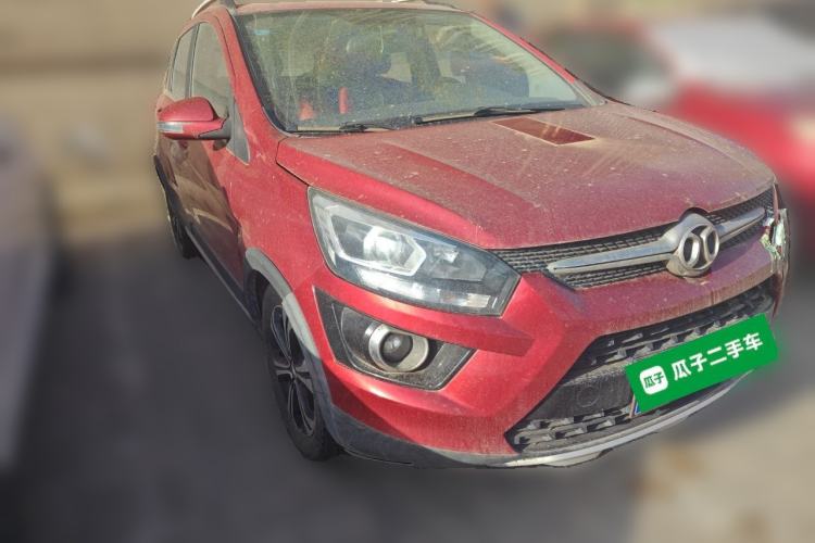Used BAIC Senova X25 2015 1.5L Manual Elite Edition Front Right 45 Deg
