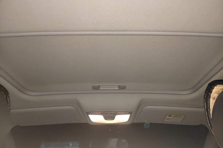 Used BAIC Senova X25 2015 1.5L Automatic Elite Model Headliner