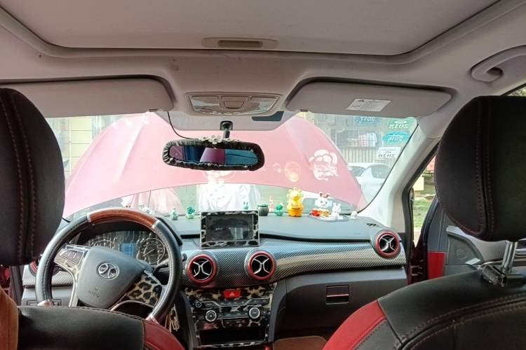 Used BAIC Senova X25 2015 1.5L Manual Elite Edition Headliner