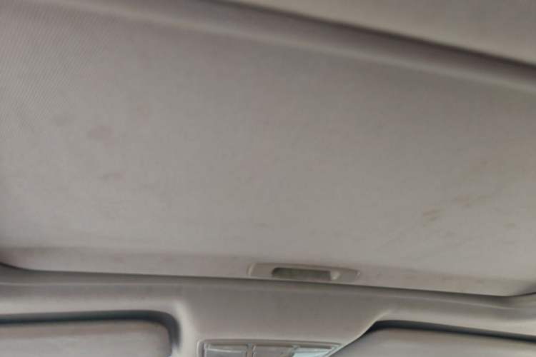 Used BAIC Senova X25 2015 1.5L Automatic Elite Model Headliner