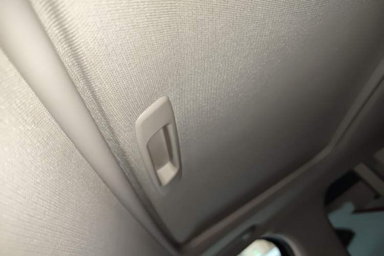 Used BAIC Senova X25 2015 1.5L Manual Elite Edition Headliner
