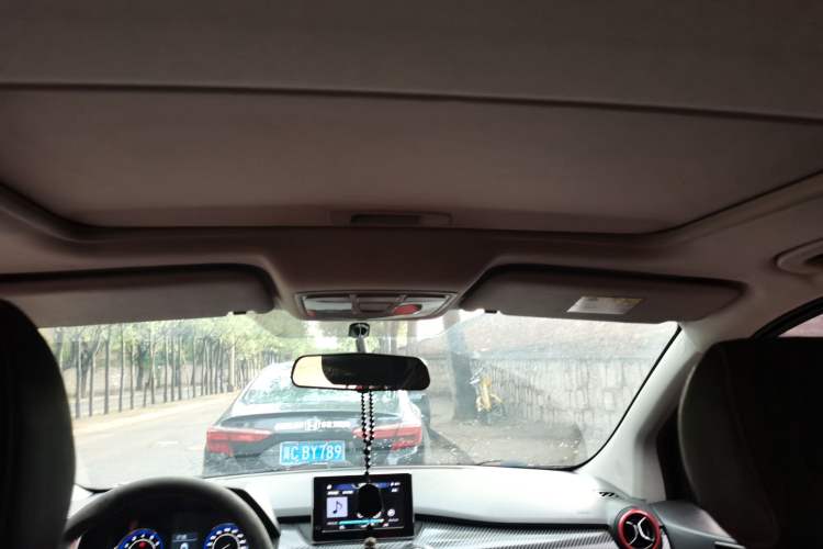 Used BAIC Senova X25 2015 1.5L Manual Elite Edition Headliner