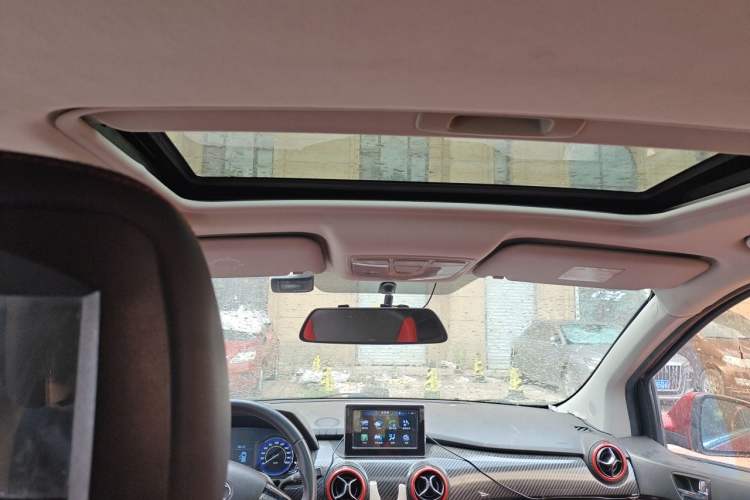Used BAIC Senova X25 2015 1.5L Manual Elite Edition Headliner