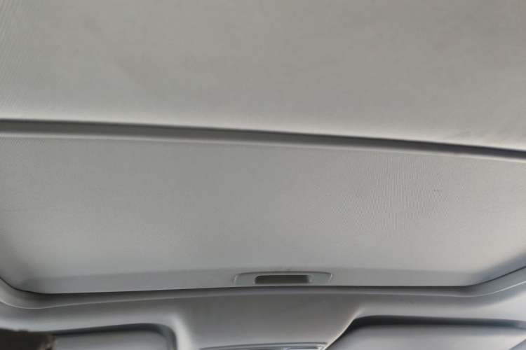 Used BAIC Senova X25 2015 1.5L Manual Elite Edition Headliner