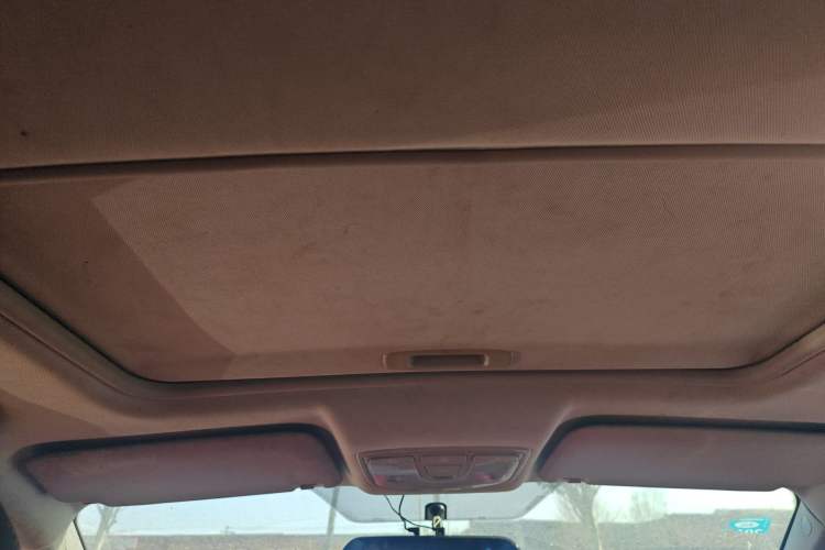 Used BAIC Senova X25 2015 1.5L Manual Elite Edition Headliner