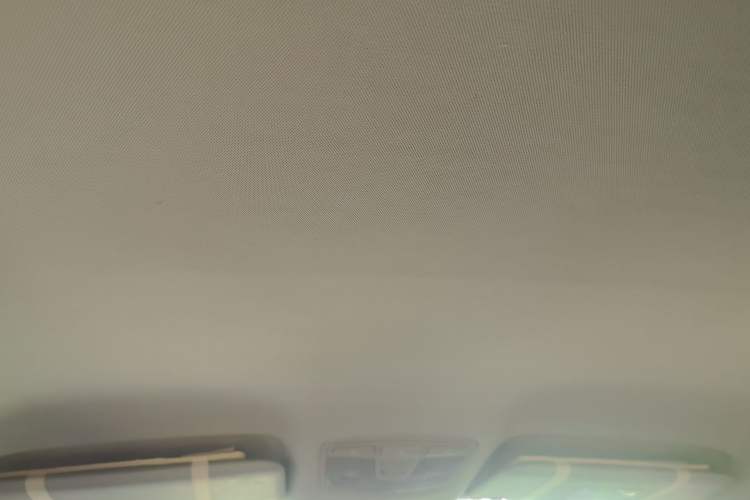 Used BAIC Senova X25 2015 1.5L manual Comfort trim level Headliner