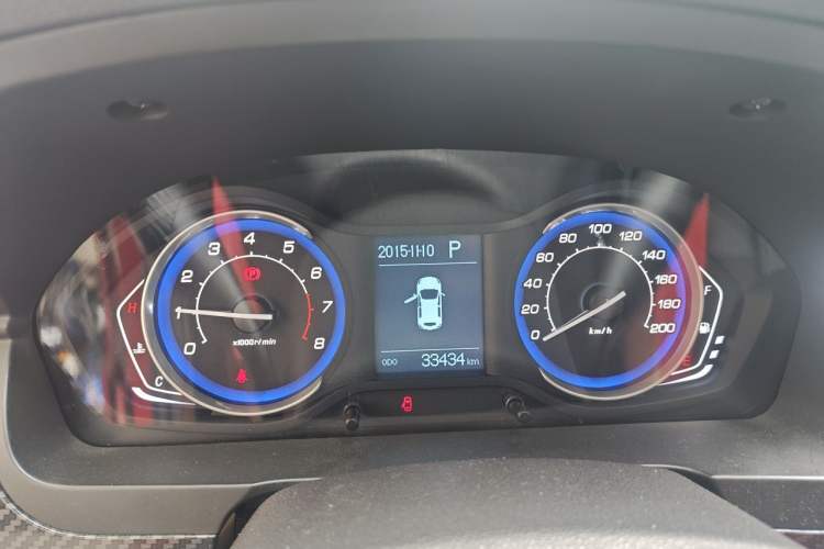 Used BAIC Senova X25 2015 1.5L automatic luxury version Instrument Cluster