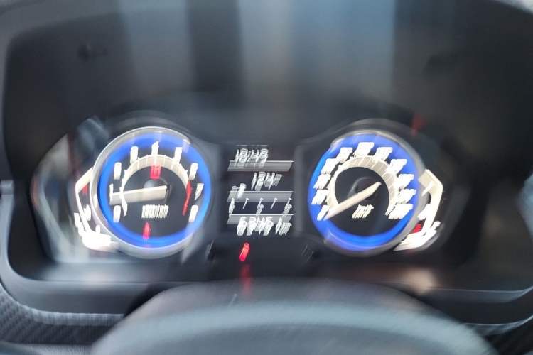 Used BAIC Senova X25 2015 1.5L manual Comfort trim level Instrument Cluster