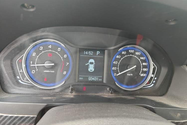 Used BAIC Senova X25 2015 1.5L Automatic Elite Model Instrument Cluster
