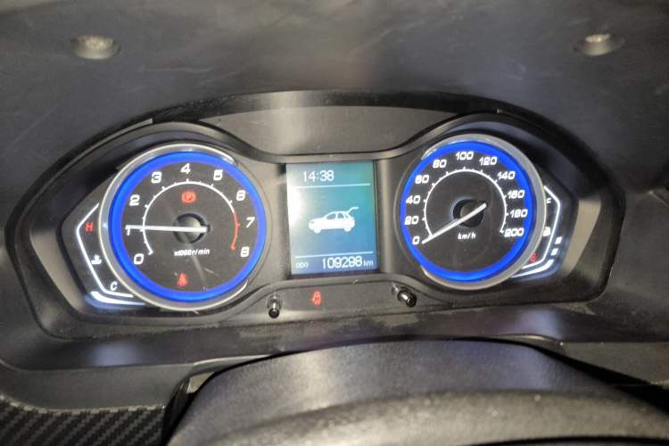 Used BAIC Senova X25 2015 1.5L Manual Elite Edition Instrument Cluster