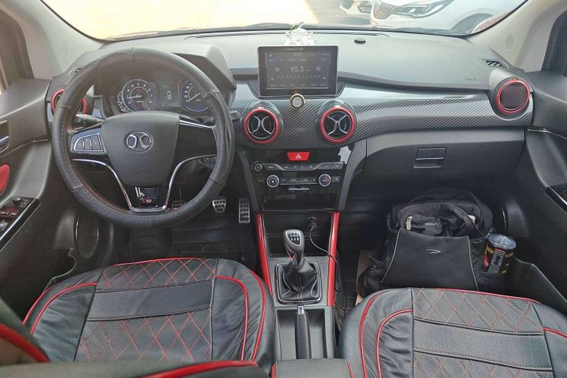 Used BAIC Senova X25 2015 1.5L Manual Elite Edition Interior 2