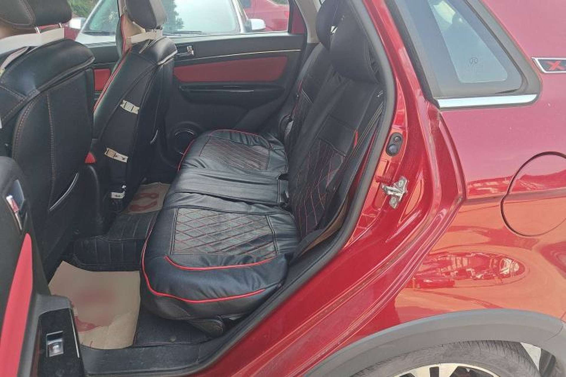 Used BAIC Senova X25 2015 1.5L Manual Elite Edition Interior 4