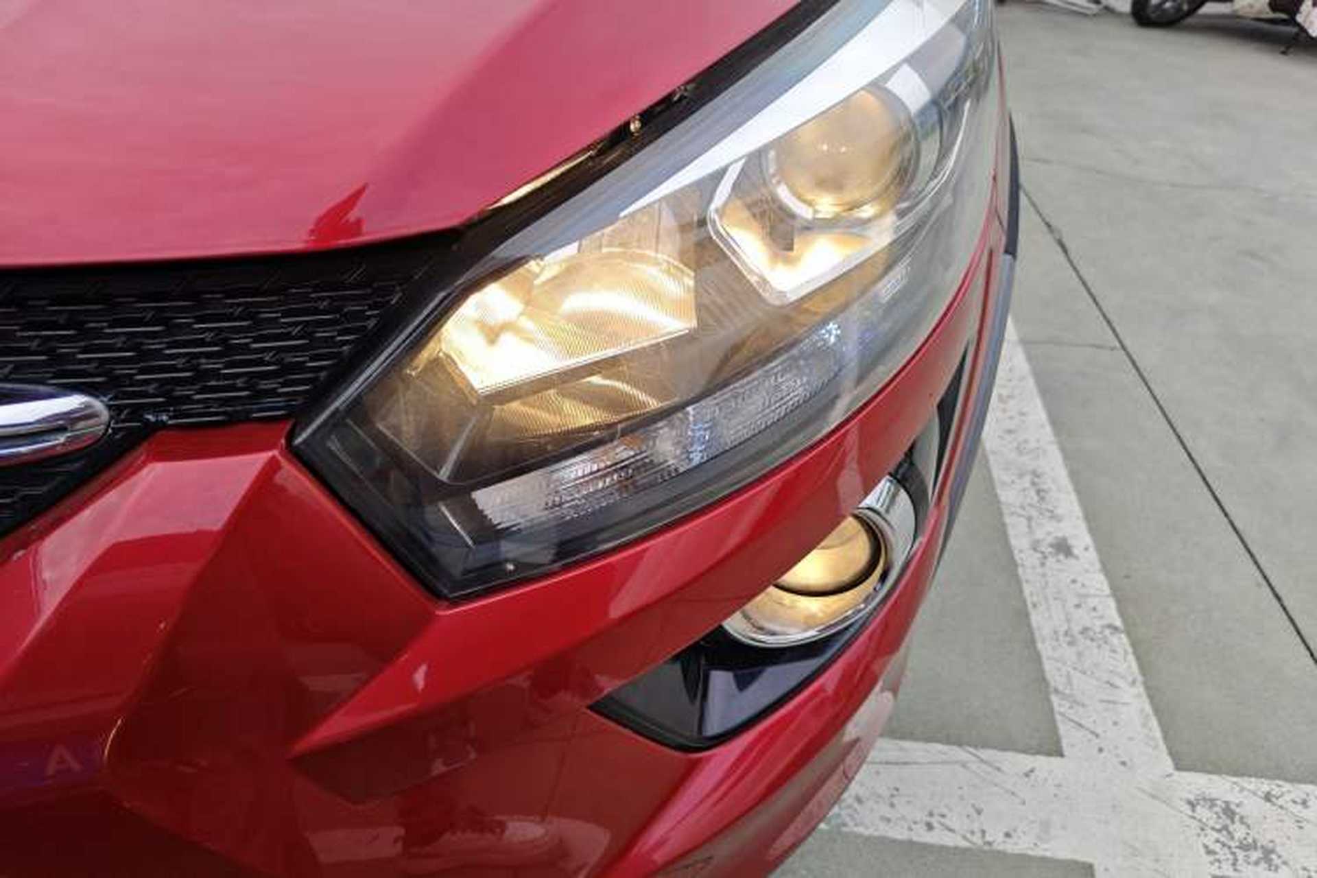 Used BAIC Senova X25 2015 1.5L Automatic Elite Model Left Front Headlight