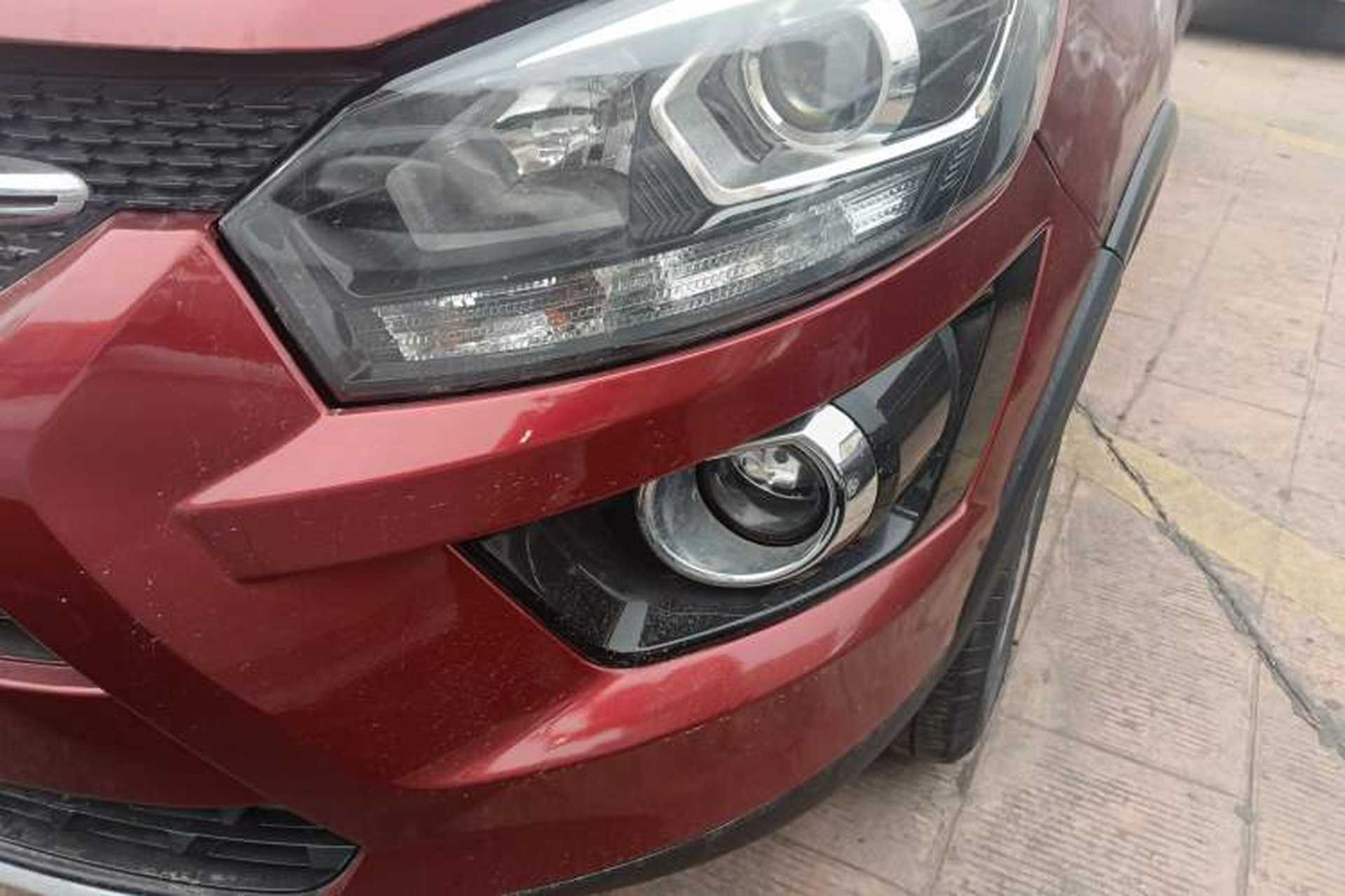 Used BAIC Senova X25 2015 1.5L manual Comfort trim level Left Front Headlight