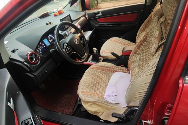 Used BAIC Senova X25 2015 1.5L Manual Elite Edition Left Front Seat