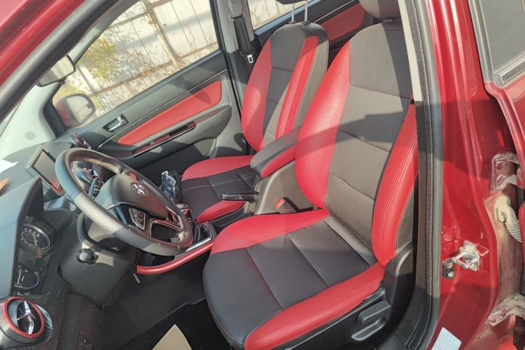 Used BAIC Senova X25 2015 1.5L manual Comfort trim level Left Front Seat