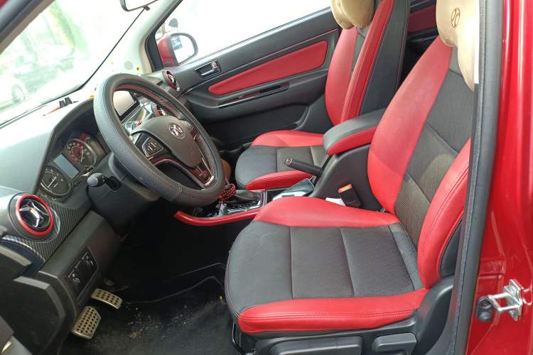 Used BAIC Senova X25 2015 1.5L Automatic Elite Model Left Front Seat