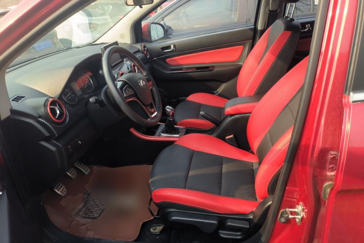Used BAIC Senova X25 2015 1.5L Manual Elite Edition Left Front Seat