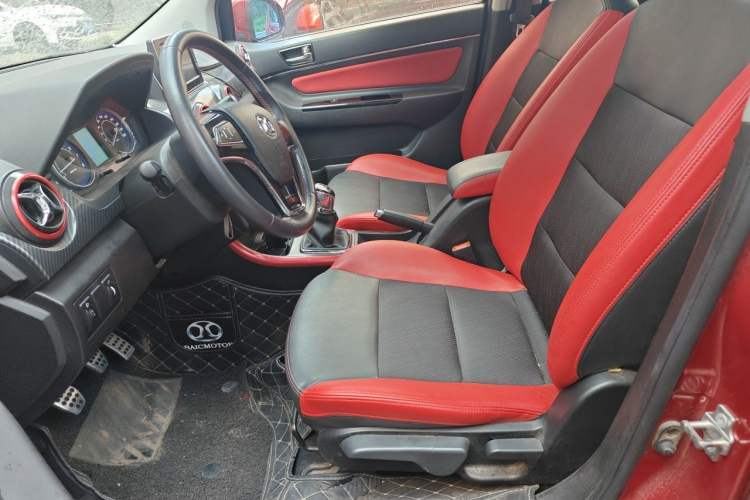 Used BAIC Senova X25 2015 1.5L Manual Elite Edition Left Front Seat