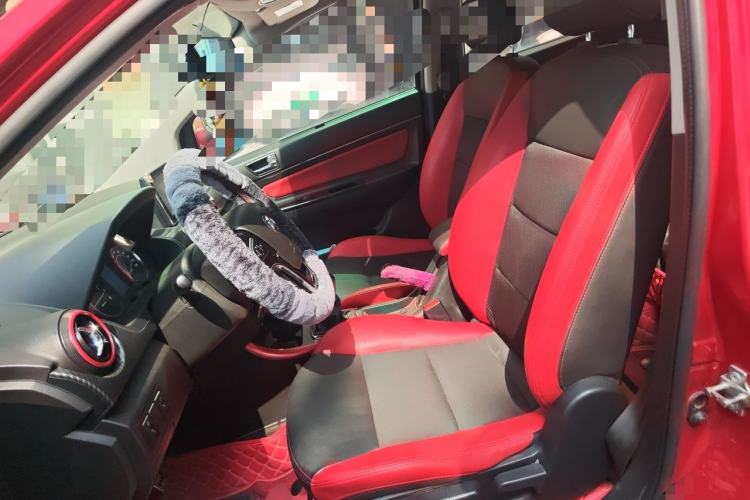 Used BAIC Senova X25 2015 1.5L Manual Elite Edition Left Front Seat