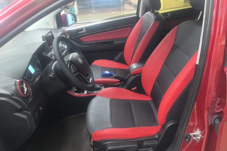 Used BAIC Senova X25 2015 1.5L Automatic Elite Model Left Front Seat