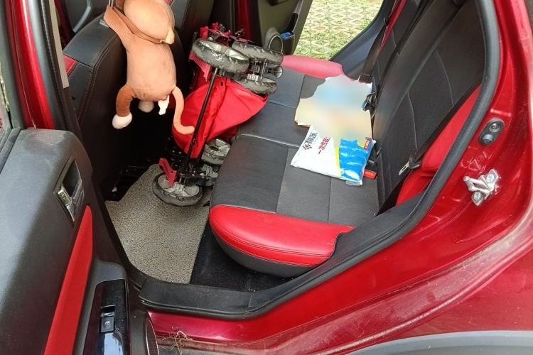 Used BAIC Senova X25 2015 1.5L Manual Elite Edition Left Rear Seat