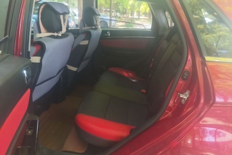 Used BAIC Senova X25 2015 1.5L Manual Elite Edition Left Rear Seat