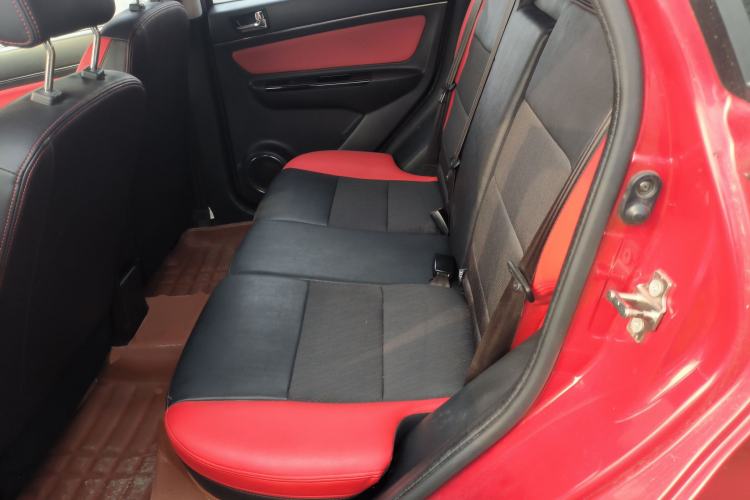 Used BAIC Senova X25 2015 1.5L Manual Elite Edition Left Rear Seat