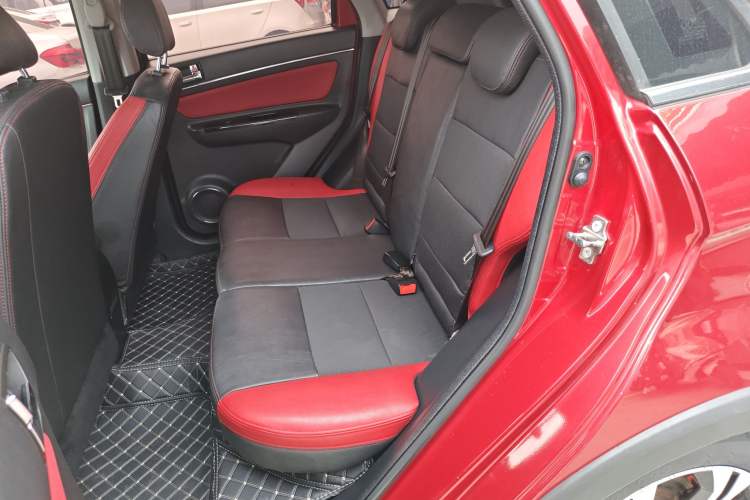 Used BAIC Senova X25 2015 1.5L Automatic Elite Model Left Rear Seat