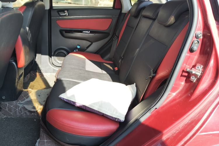 Used BAIC Senova X25 2015 1.5L Manual Elite Edition Left Rear Seat