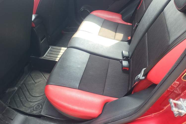 Used BAIC Senova X25 2015 1.5L Manual Elite Edition Left Rear Seat