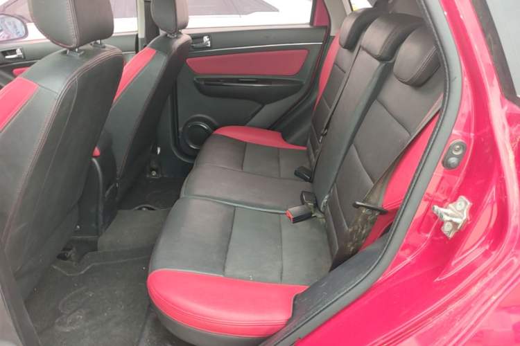 Used BAIC Senova X25 2015 1.5L Manual Elite Edition Left Rear Seat