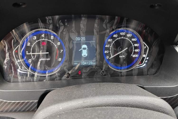 Used BAIC Senova X25 2015 1.5L Manual Elite Edition Odometer Close Up