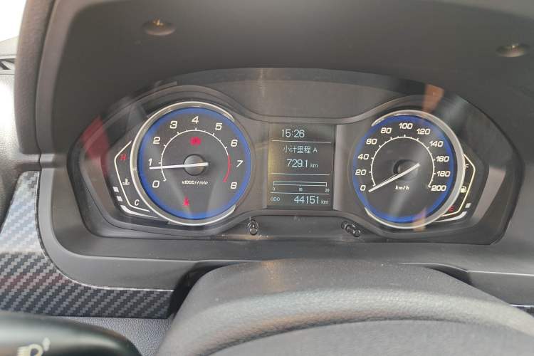 Used BAIC Senova X25 2015 1.5L Manual Elite Edition Odometer Close Up