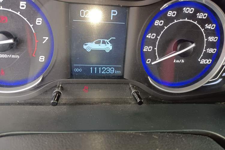 Used BAIC Senova X25 2015 1.5L Automatic Elite Model Odometer Close Up